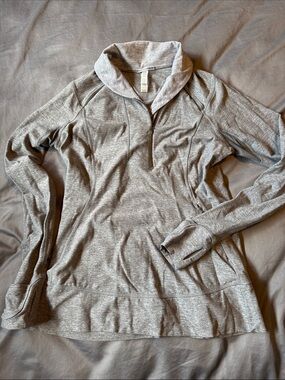 Lululemon Light Gray Women's Shawl Collar Quarter-Zip  sz 12